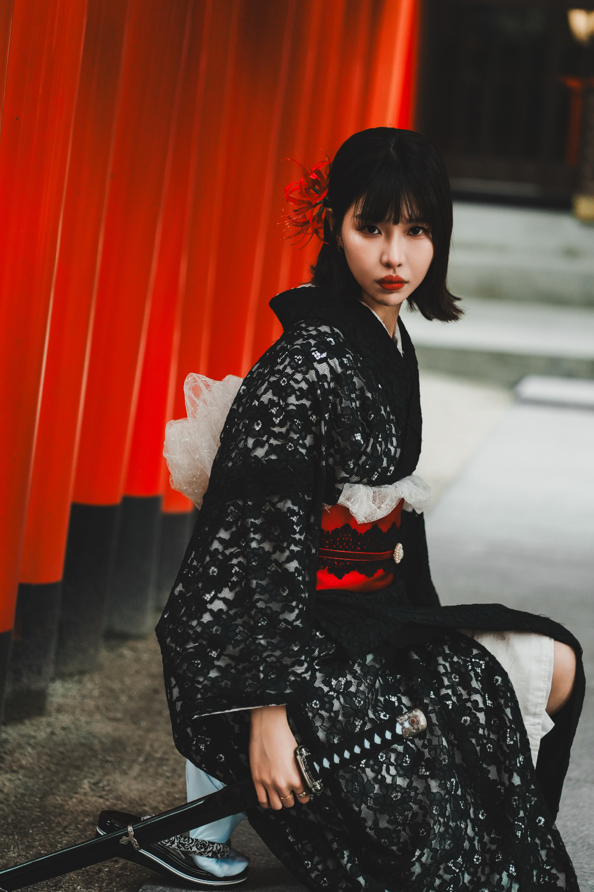 女士小纹蕾丝和服